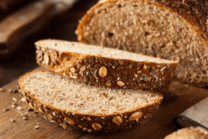 Ăn bánh mì ngũ cốc không gây béo