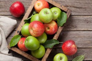 Chọn táo tươi ngon để đảm bảo dinh dưỡng tốt nhất