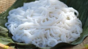 Bún được làm từ bột gạo tẻ