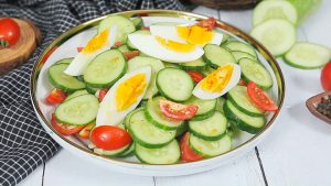 Salad dưa chuột rất tốt cho quá trình giảm cân