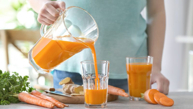 Nước ép cà rốt giúp hỗ trợ giảm cân rất tốt