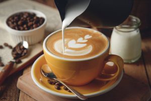 Cà phê sữa giúp bạn tập trung tốt hơn