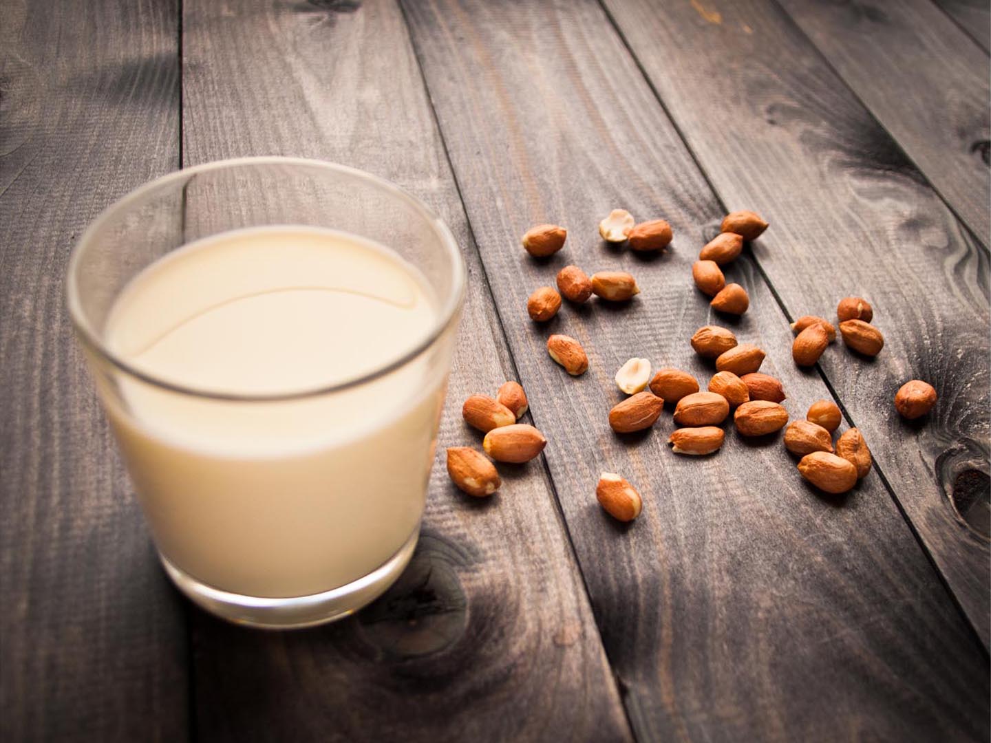 Sữa đậu phộng bổ sung nhiều dưỡng chất cho cơ thể