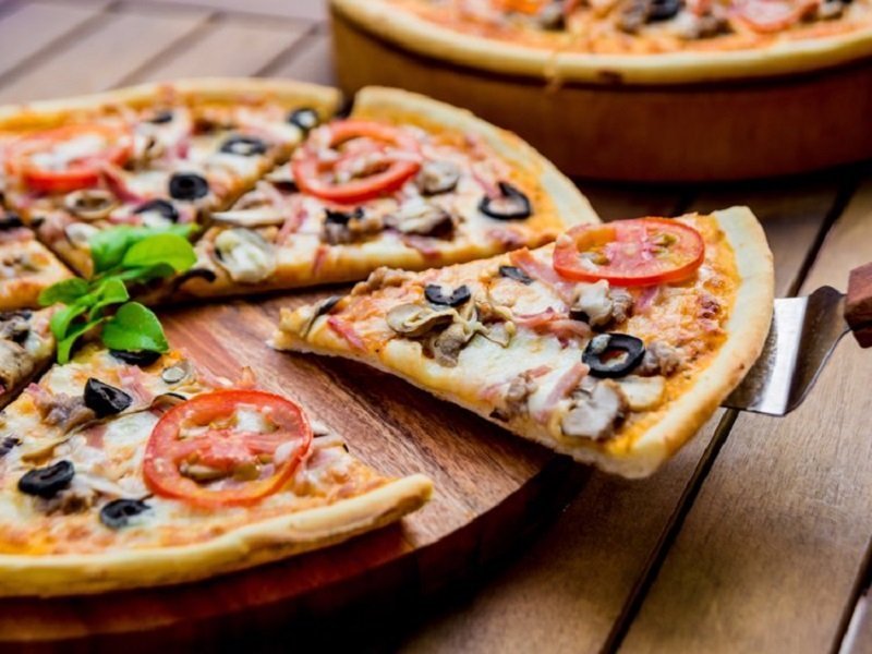 Ăn pizza có thể khiến bạn tăng cân