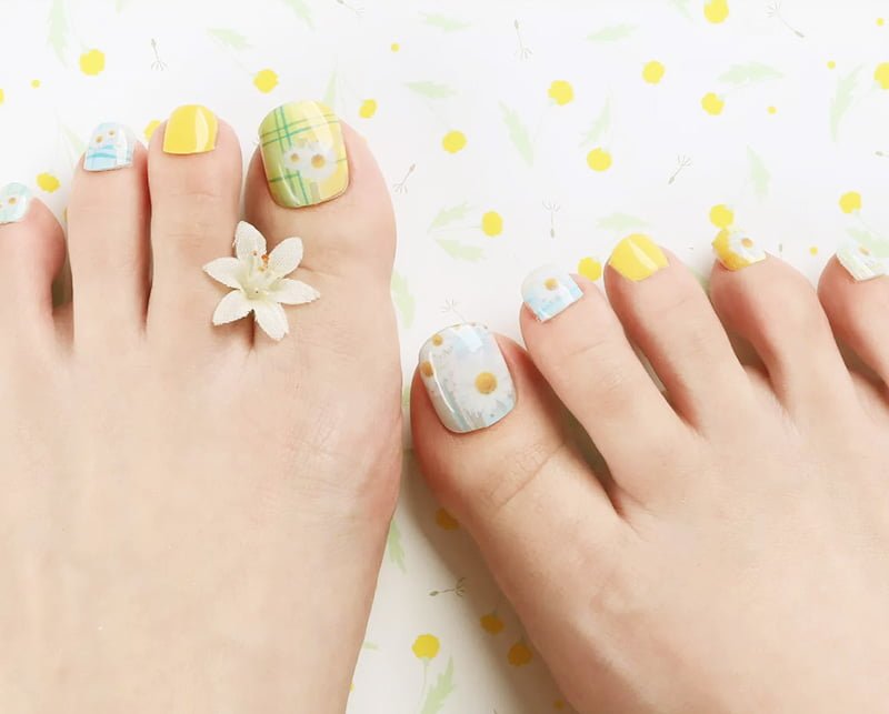 Tự tin chào hè cùng 5 mẫu móng chân đẹp siêu dễ thương  bloghayorg
