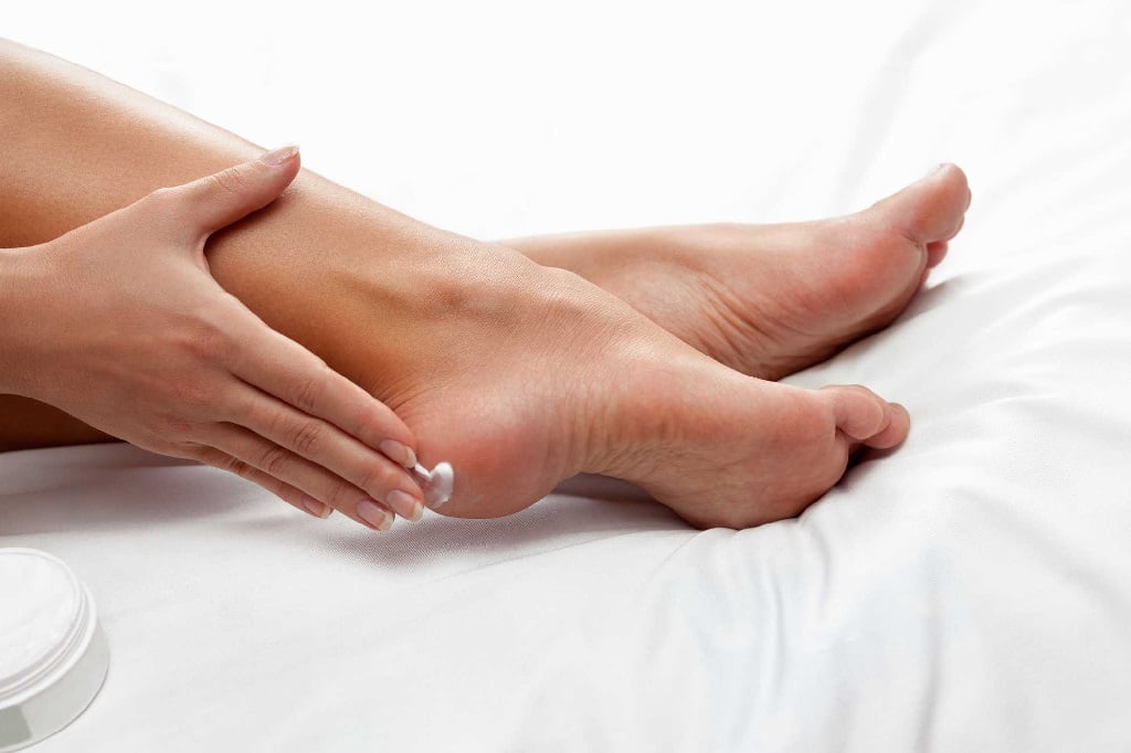 Chăm sóc vùng da gót chân để có bàn chân đẹp